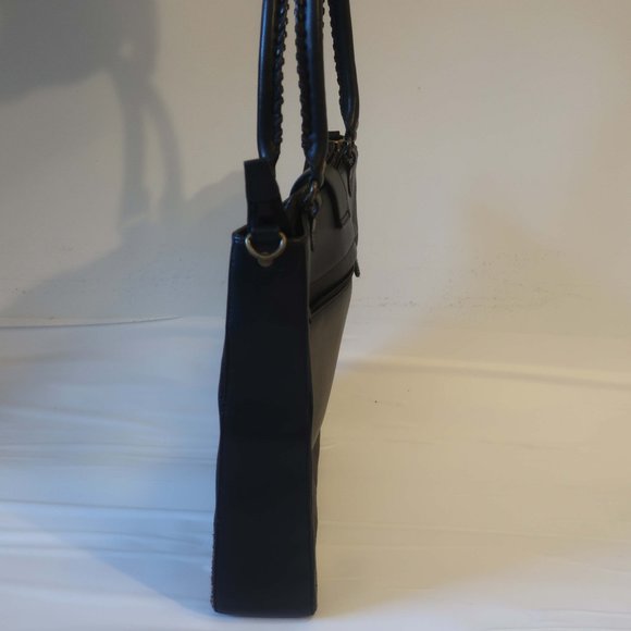 Nicole Miller Black and Tan Shoulder Bag - Picture 5 of 10
